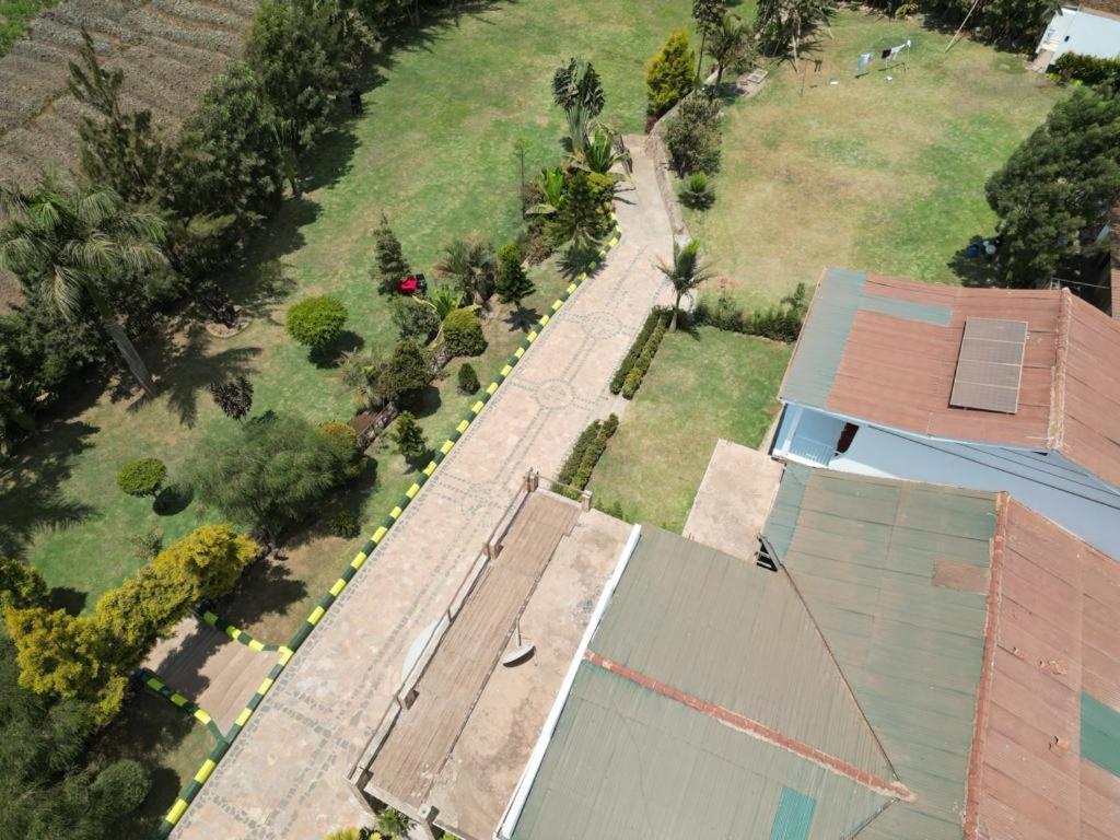 Riverside Resort Hotel Kabale Exterior foto