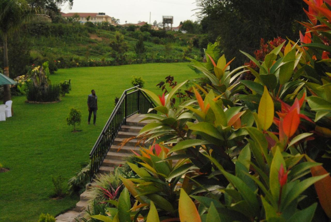 Riverside Resort Hotel Kabale Exterior foto