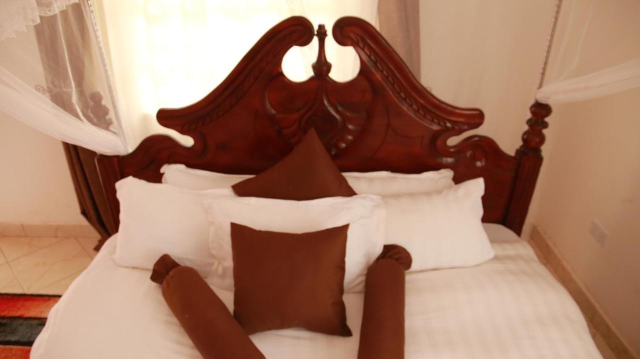 Riverside Resort Hotel Kabale Exterior foto